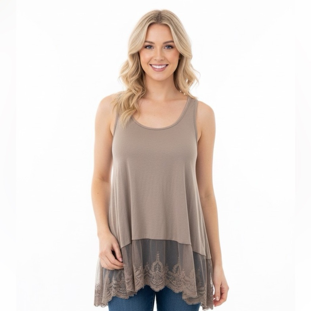 Umgee tan sleeveless top size small